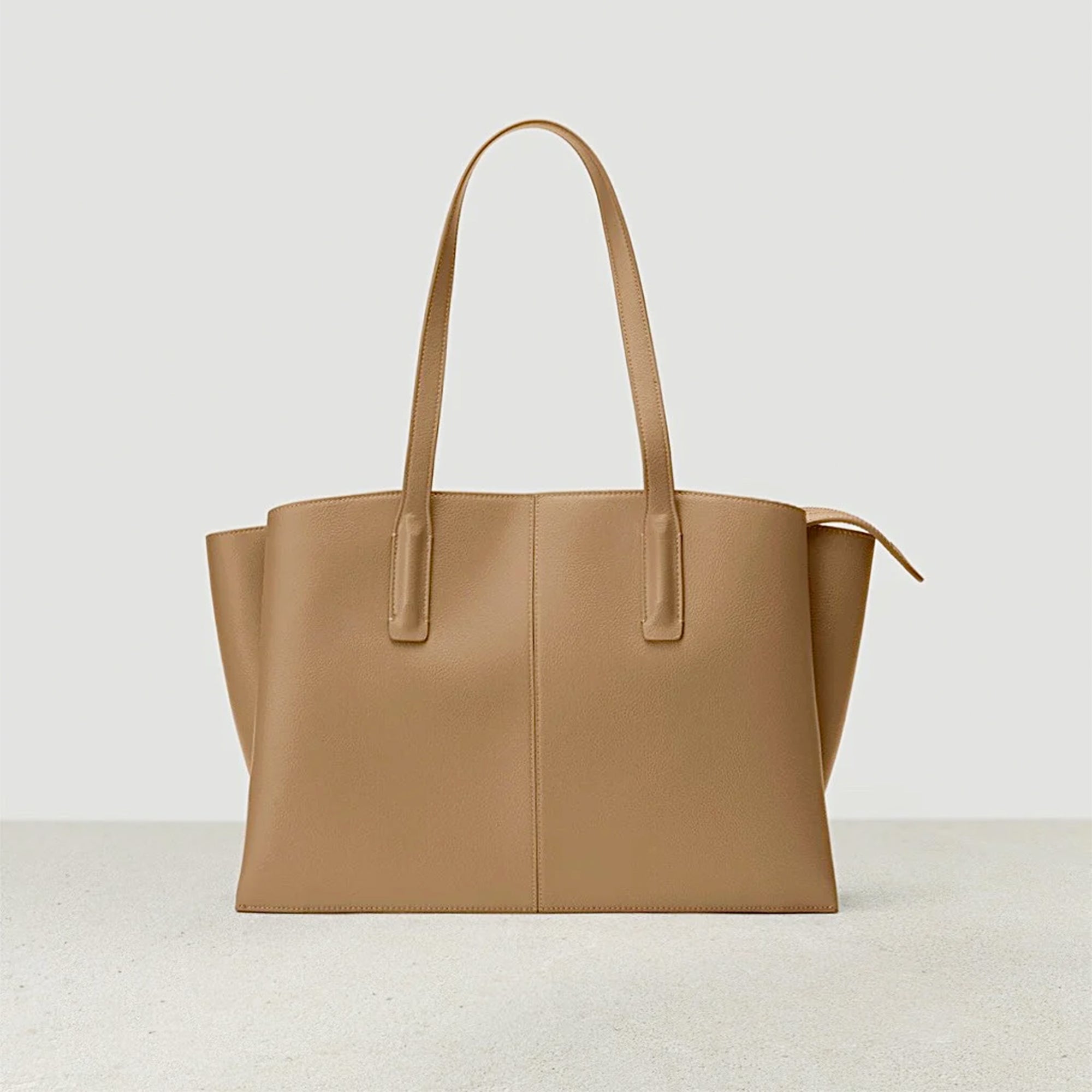 Tote Cappuccino (Free Toiletry Pouch)