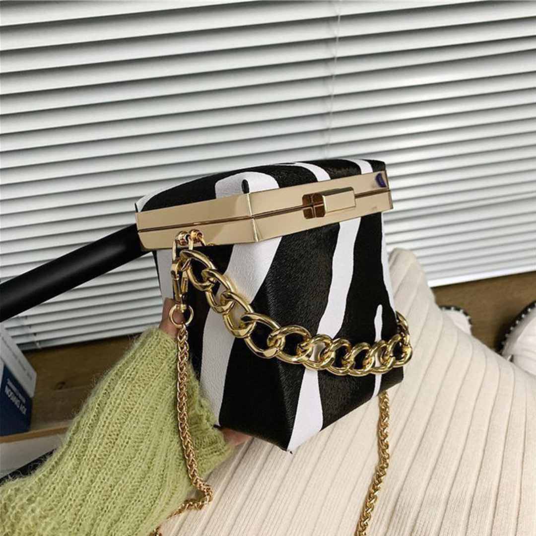 Pattern Chain Bag